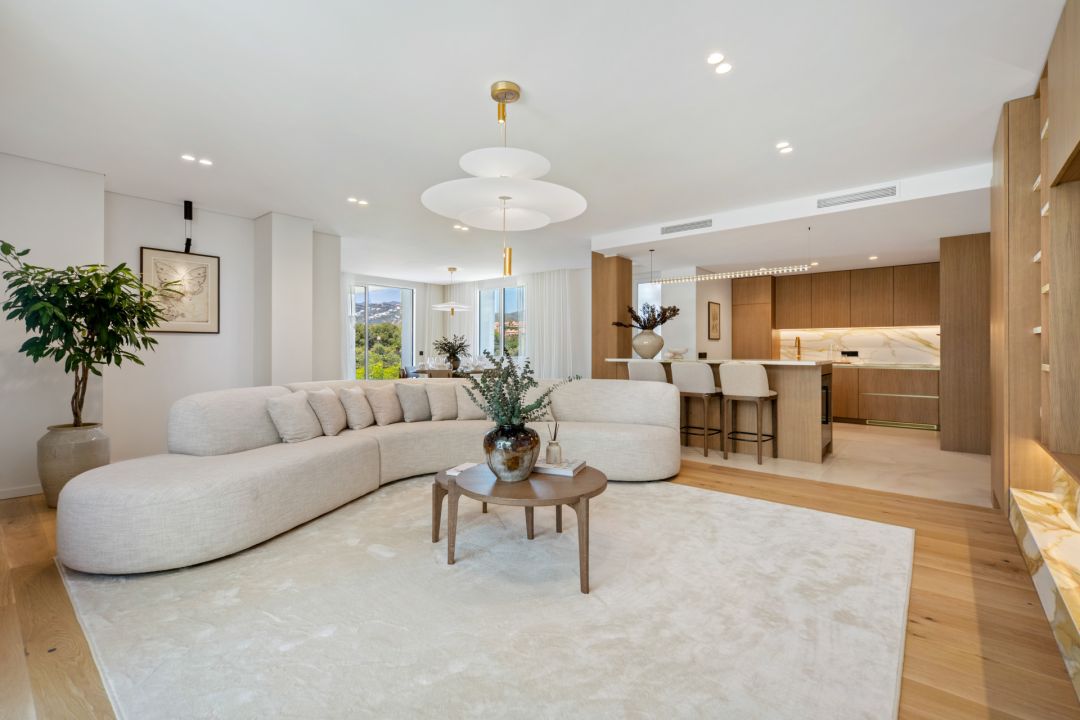 La Solana — Marbella East